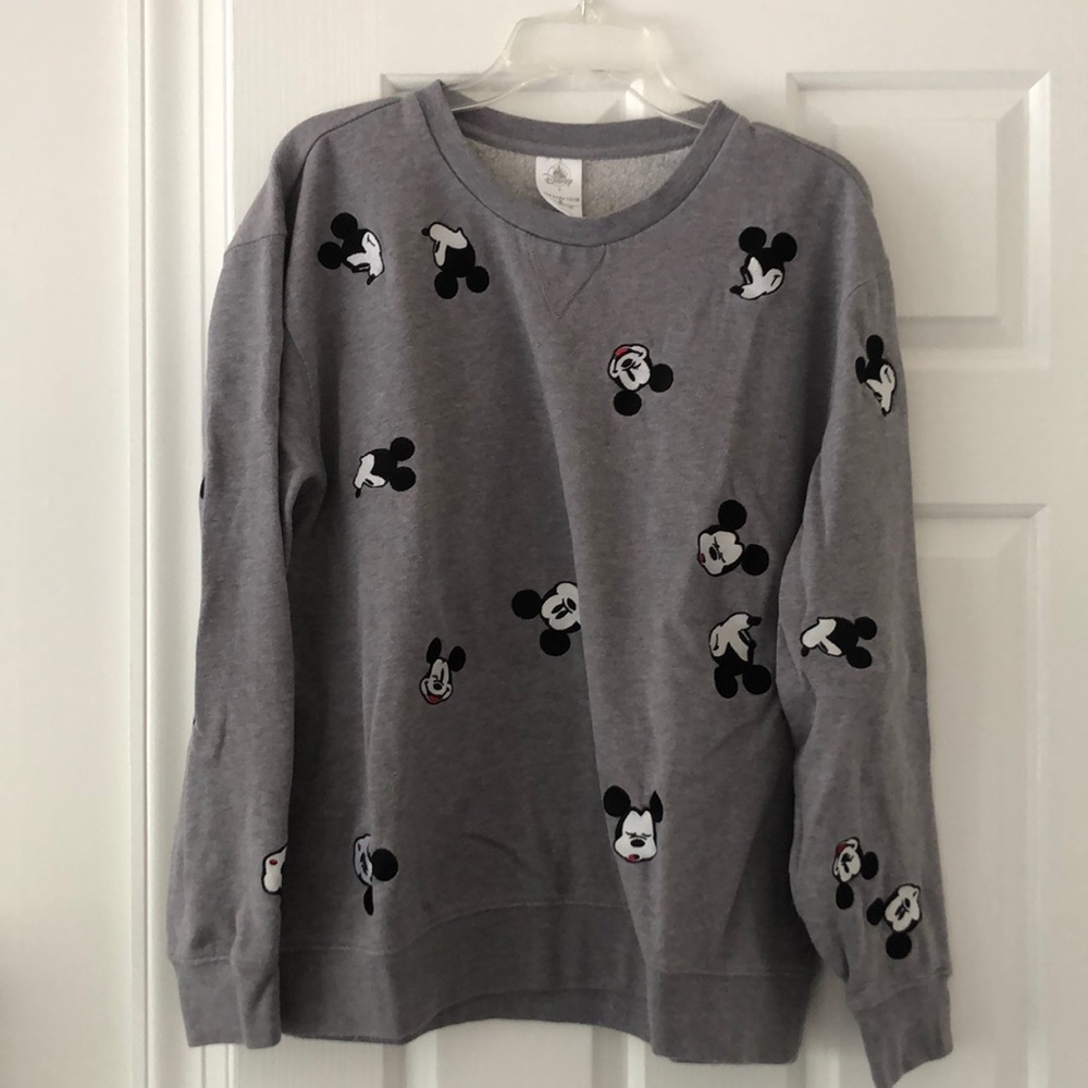 Disney Mickey Mouse crewneck sweatshirt size L